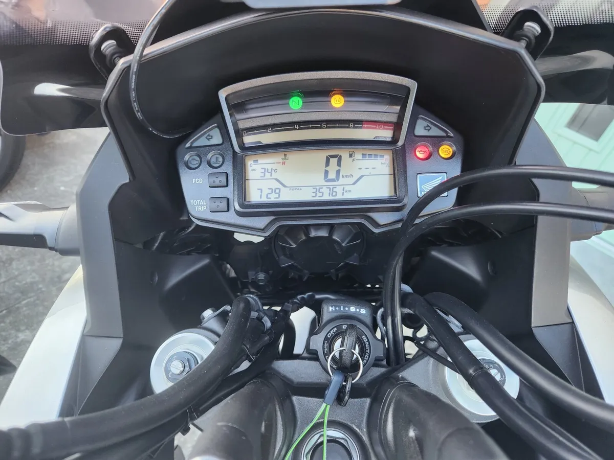 VFR 1200X Crosstourer - Image 3
