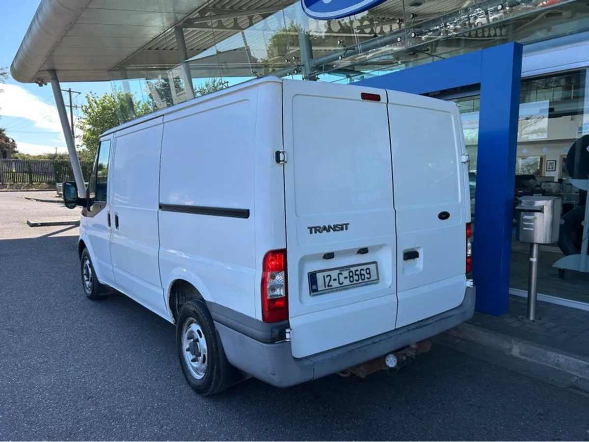 Ford Transit 250 SWB 2.2 TDCI L3 FWD L LR 3DR 100 - Image 2