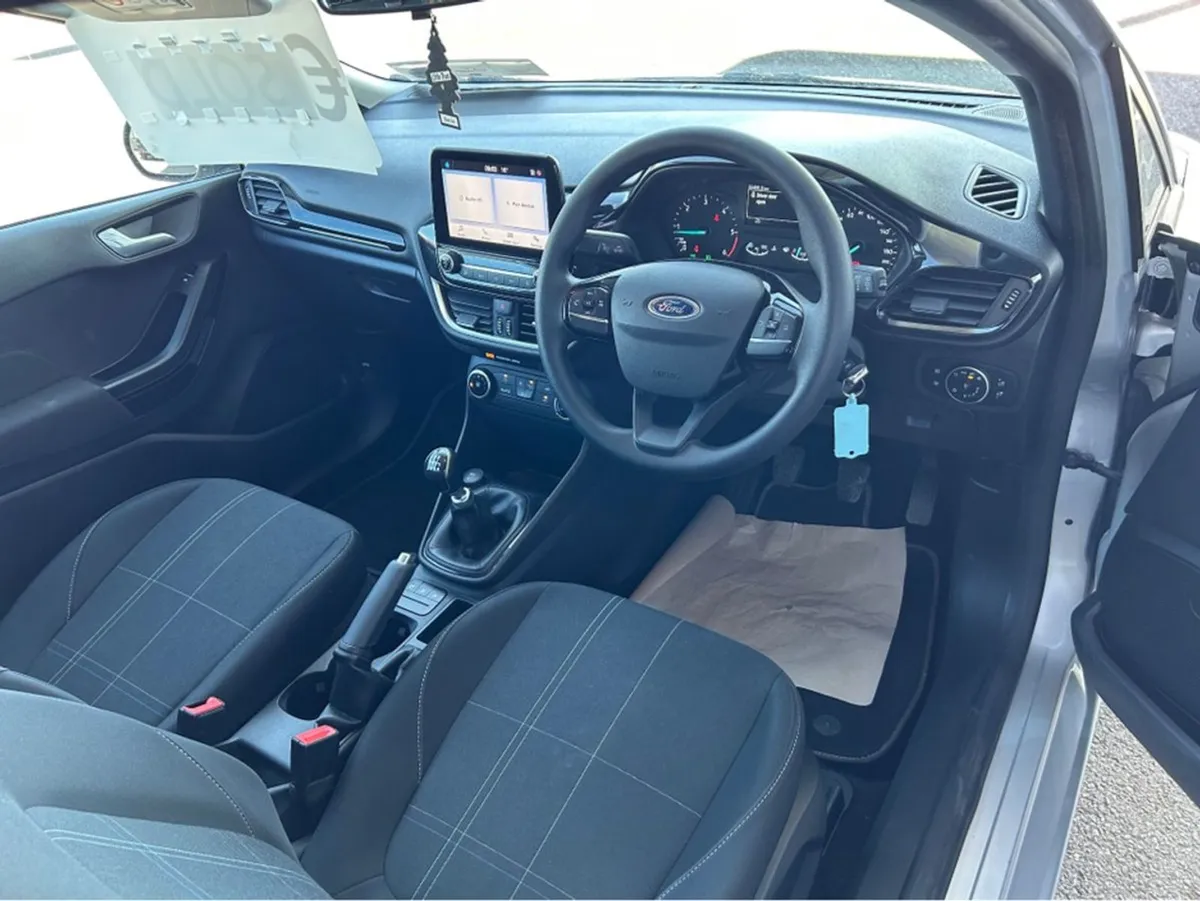 Ford Fiesta 1.5 TD 85ps M6 2DR - Image 2