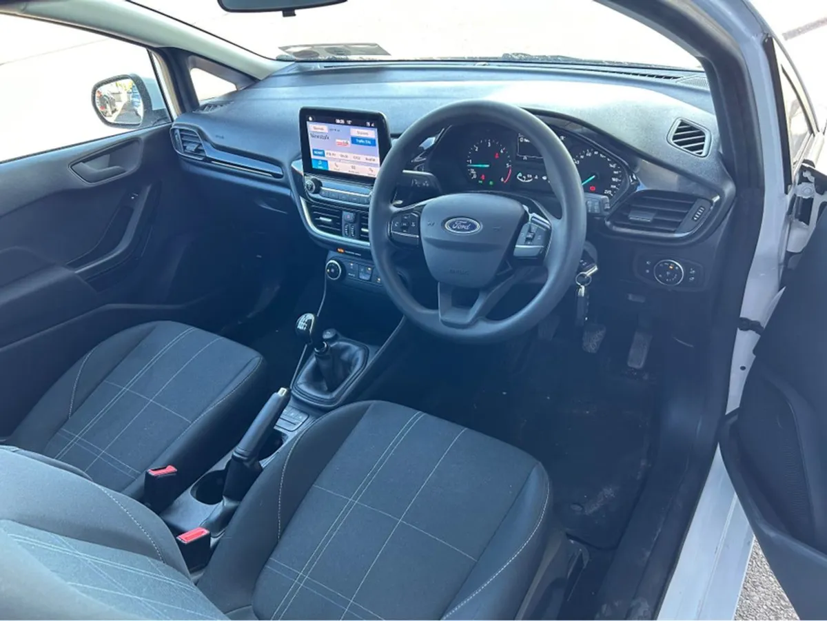 Ford Fiesta 1.5 TD 85ps M6 2DR - Image 2