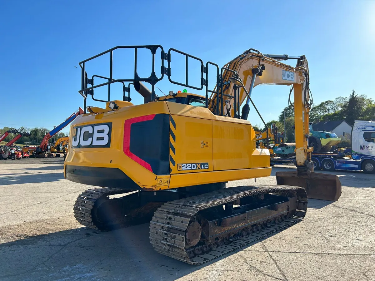 2022 JCB 220X Only 3877Hrs - MULLANS - Image 2