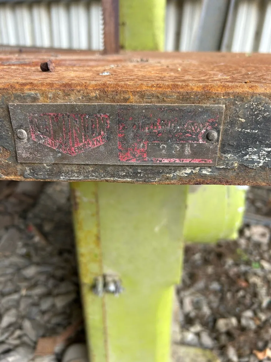 Dominion band saw - Image 3