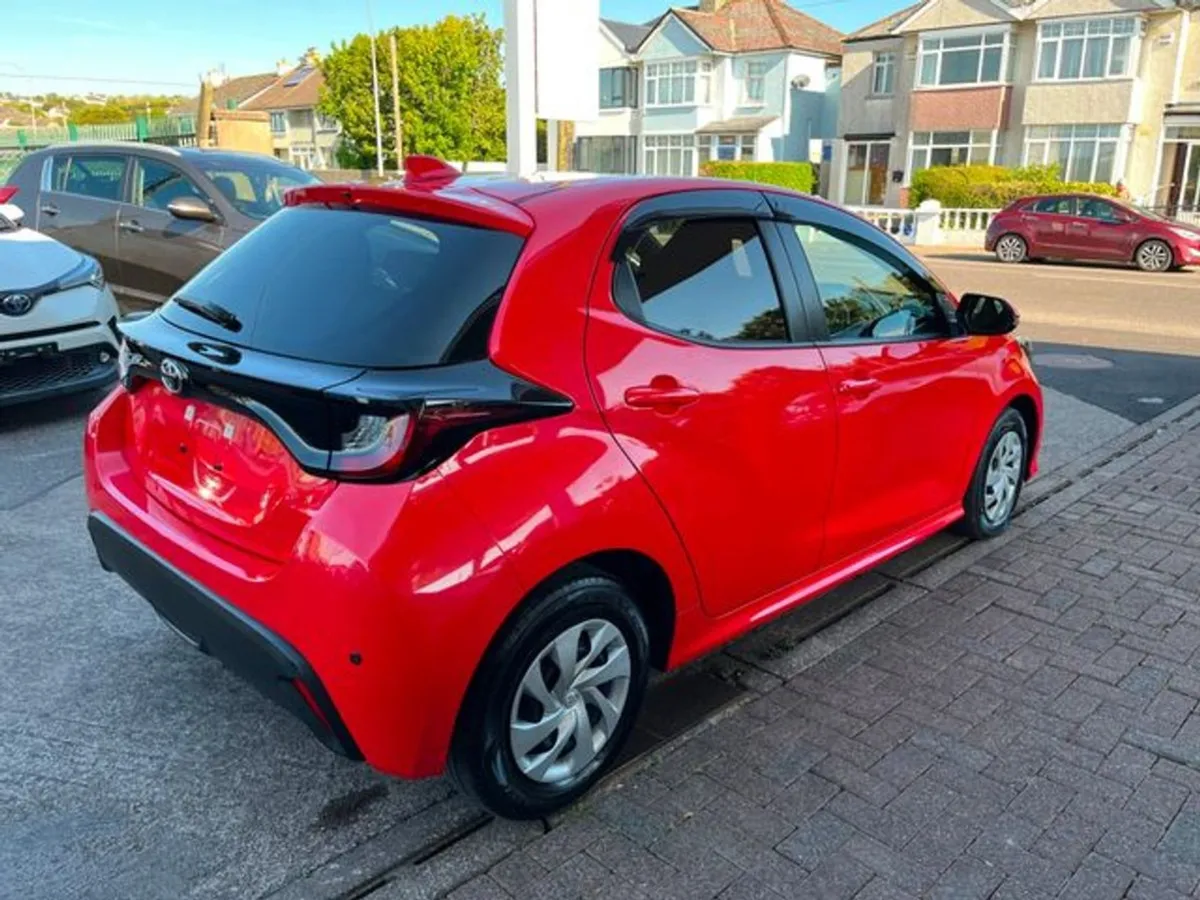 Toyota Yaris Automatic - Image 3