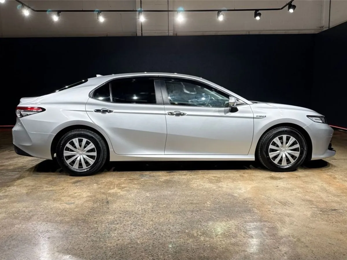 Toyota Camry 2.5 Hybrid - Low Mileage - Reverse C - Image 2
