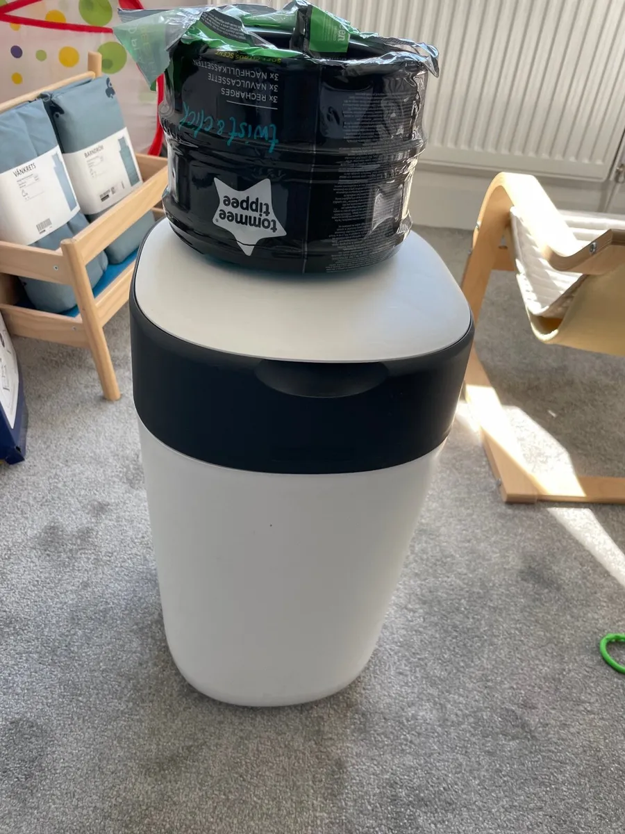 Tommee Tippee nappy bin and refills x 2 - Image 2