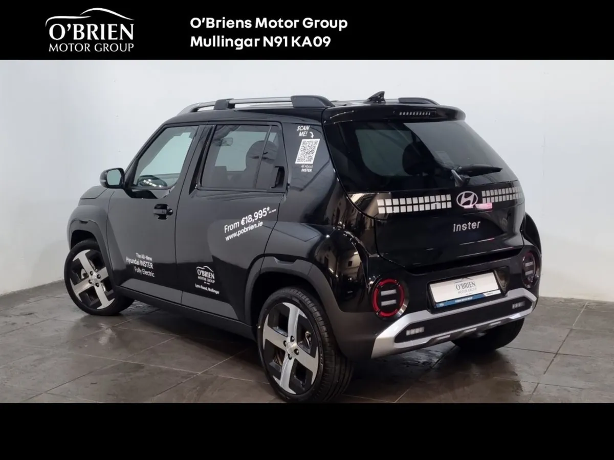 Hyundai INSTER Elegance 49kw - Image 3