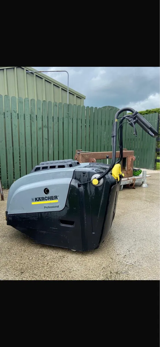 Karcher professional sweeper - Image 1