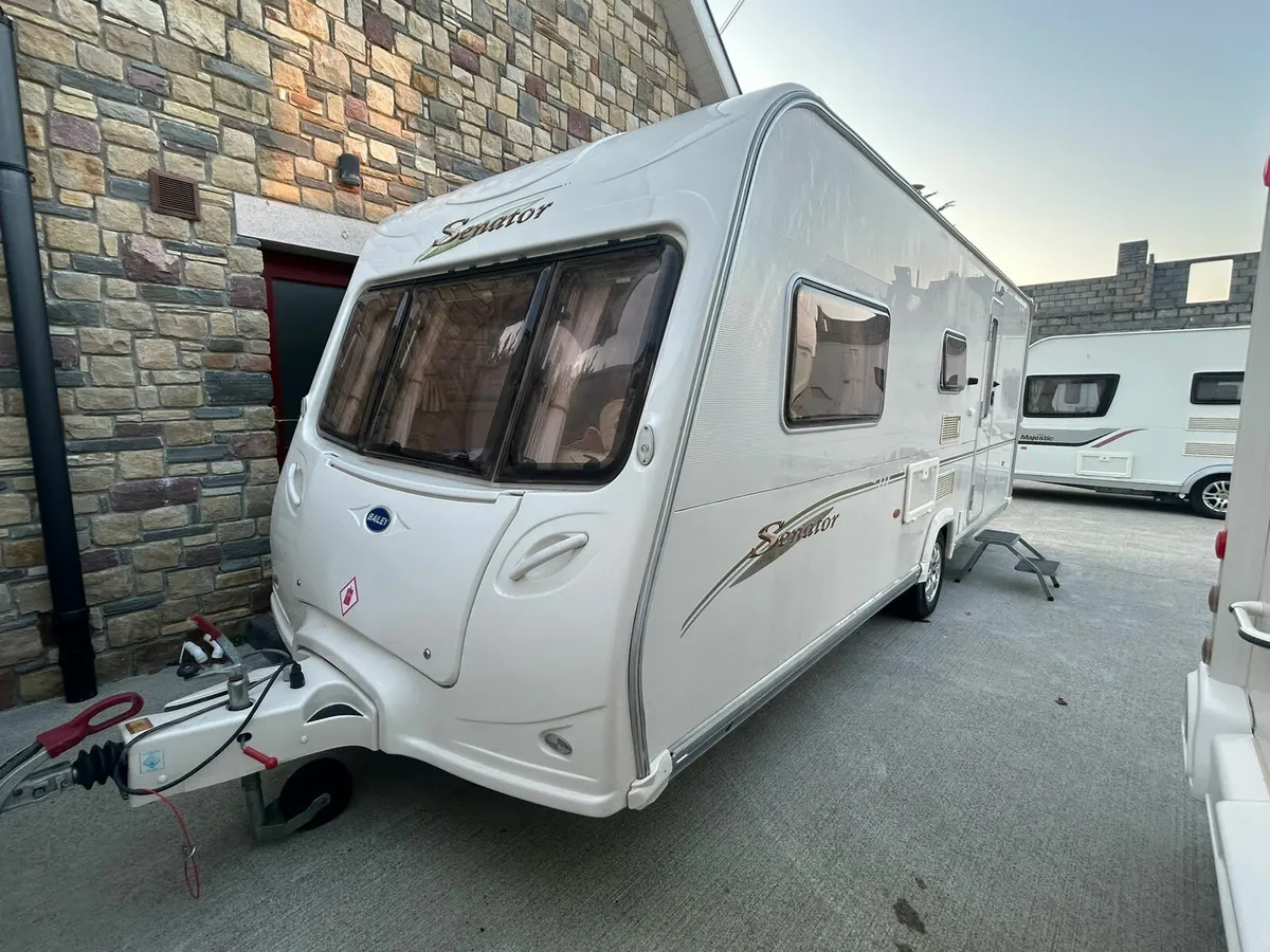 Caravan - Image 1