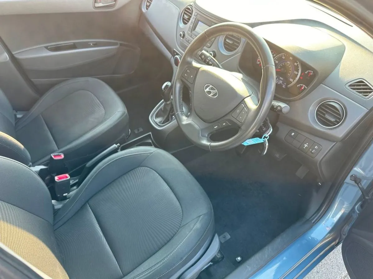 Hyundai i10 1.2 87 BHP SE Petrol Automatic - Image 3