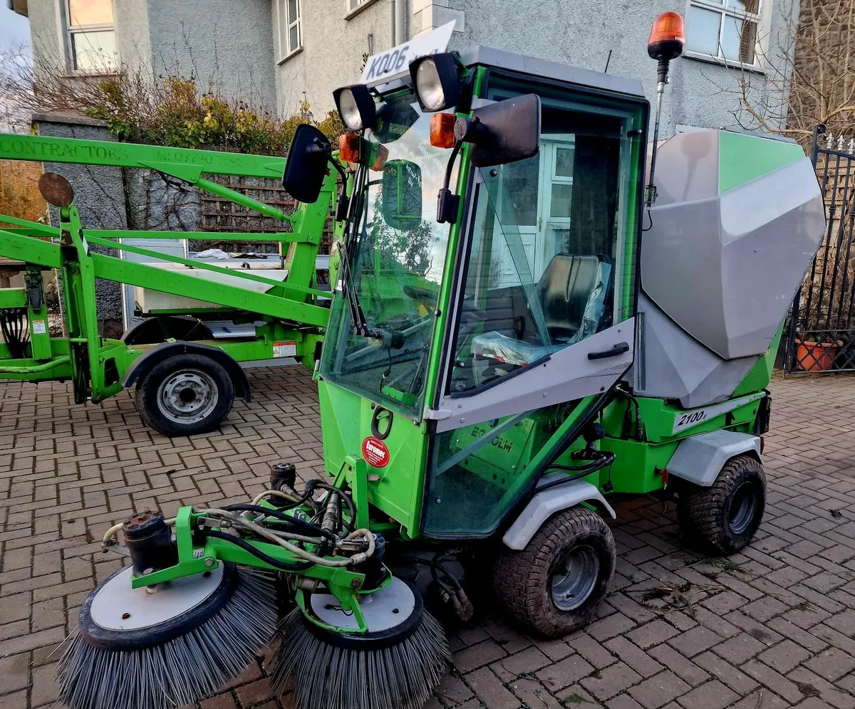 Egholm Mini Road sweeper roadsweeper no vat - Image 1