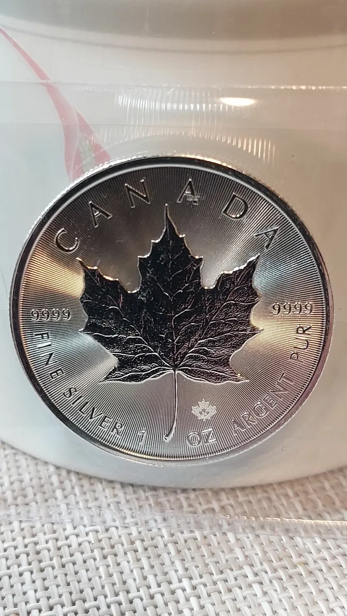 Silver Coin: 2024 Canada, Maple Leaf - Image 3