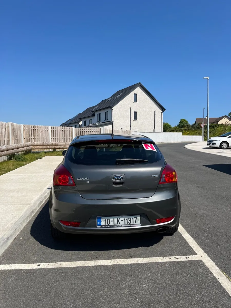 Kia Ceed 2010 - Image 3