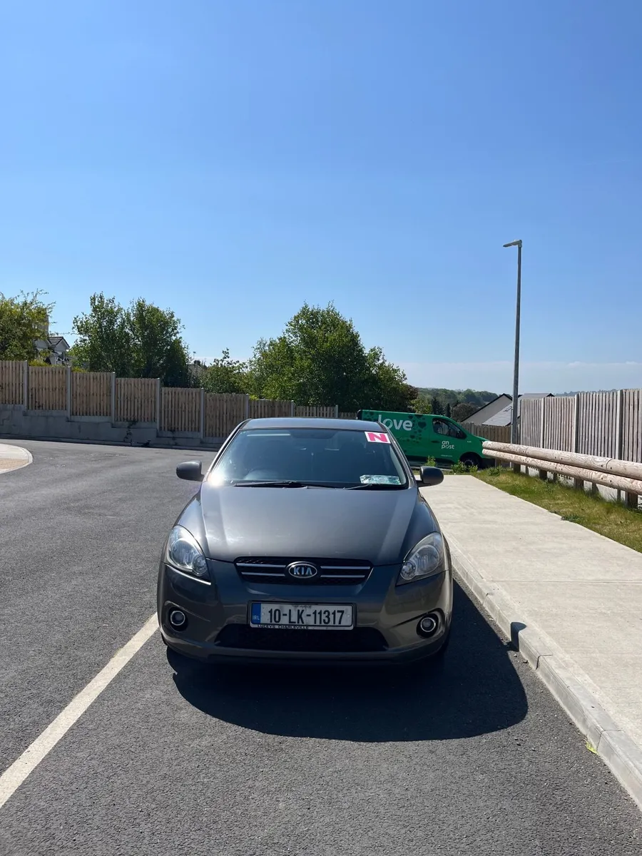 Kia Ceed 2010 - Image 4