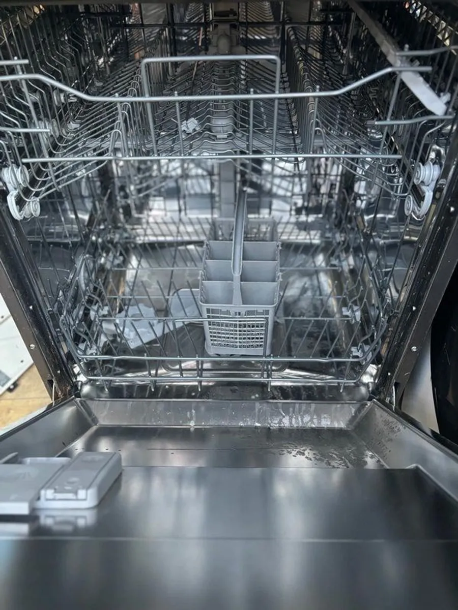 Nordmende, DW67BL, 60cm Freestanding Dishwasher, Black - Image 4