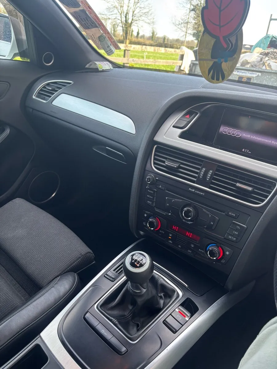 Audi A4 S-line - Image 4