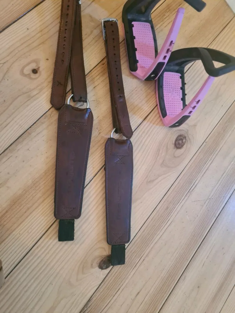 Freejump Stirrups - Image 2