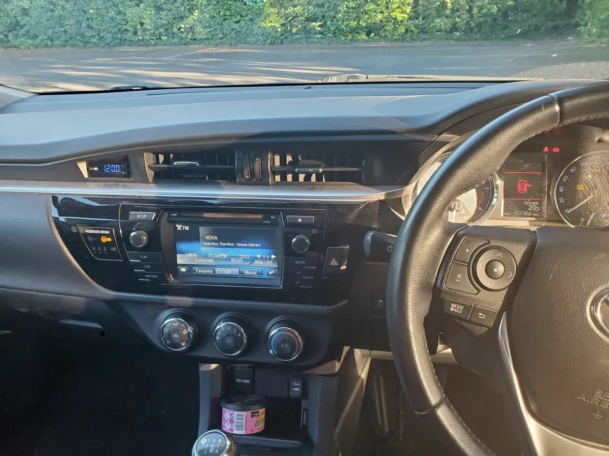 16 Corolla 1.4 Diesel - Image 2