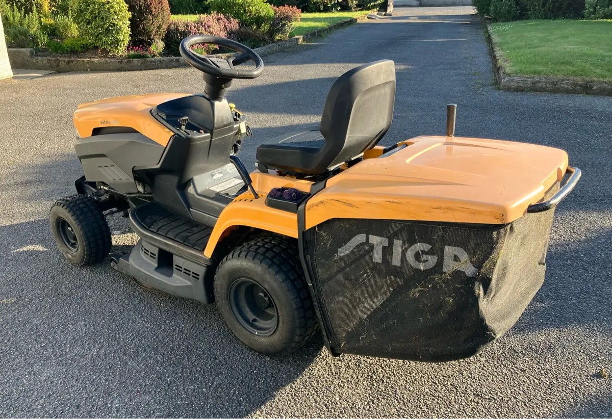 Ride on lawnmower - Image 3
