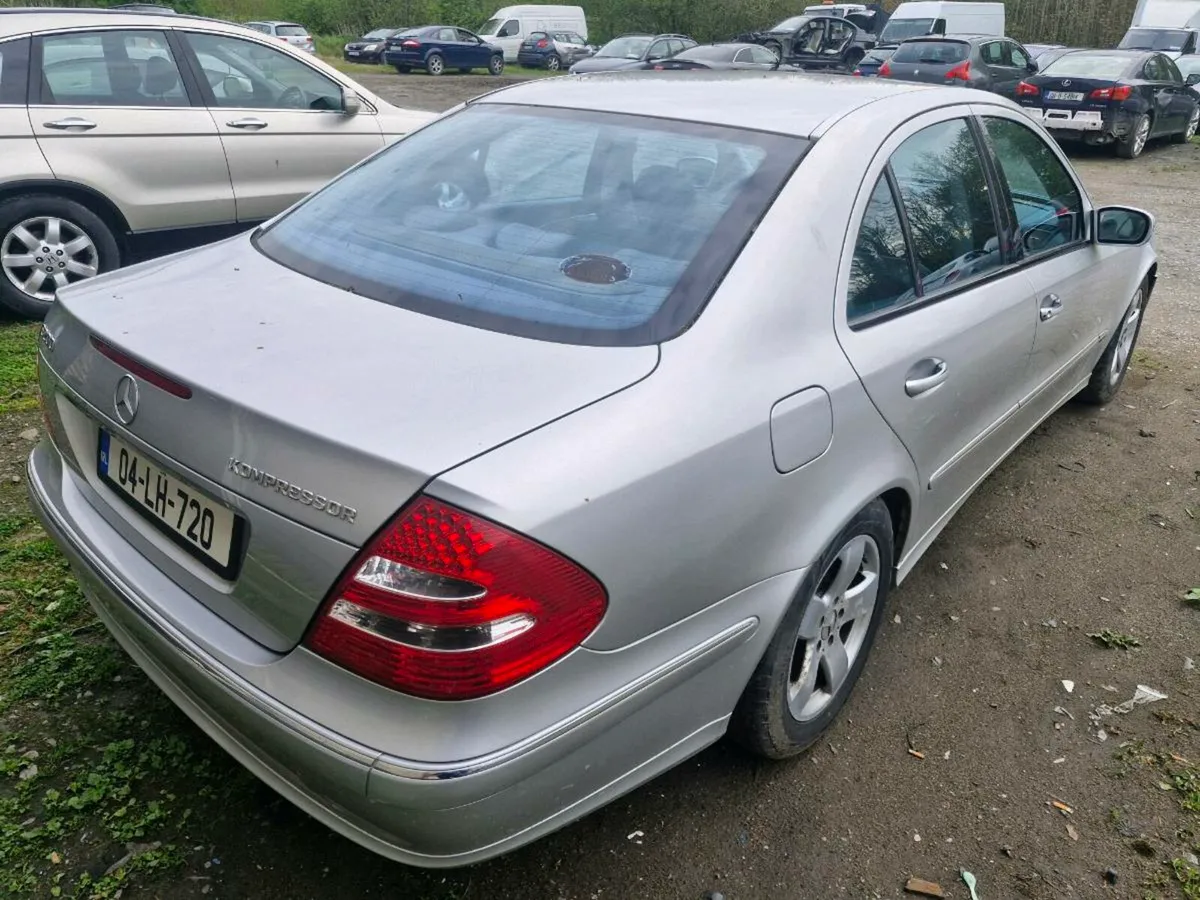 2004 Mercedes E200 Automatic Parts - Image 3