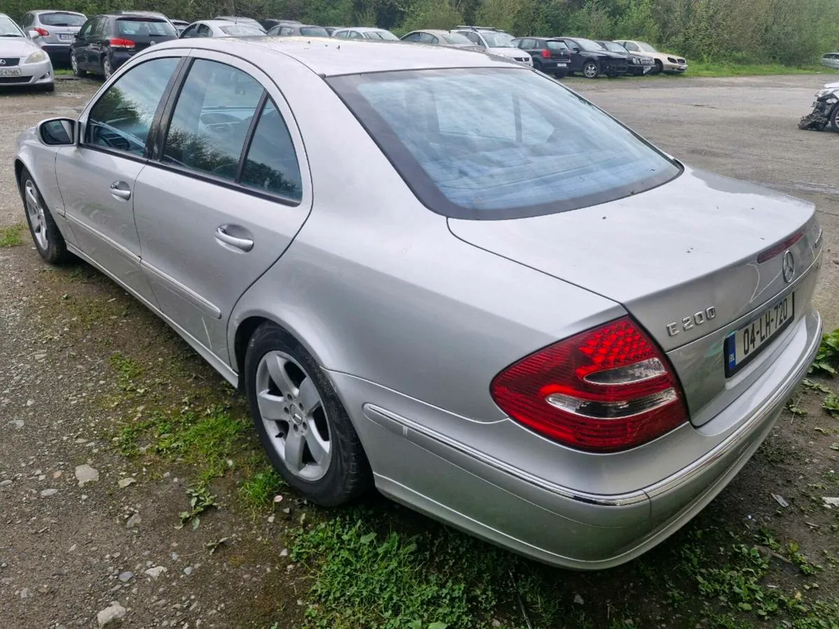 2004 Mercedes E200 Automatic Parts - Image 4