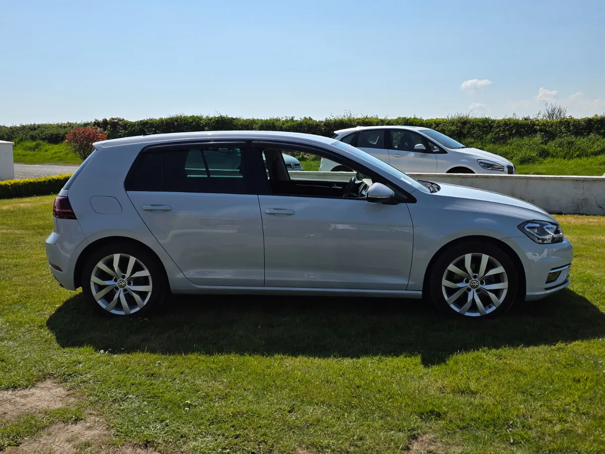 172 Golf Highline 54,000Kms AUTO - Image 4