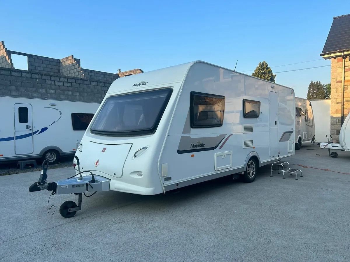 Caravan - Image 1