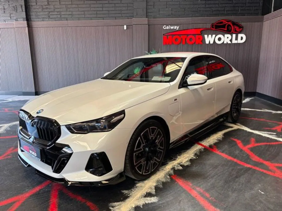 BMW 5 Series 530E M Sport Comfort Plus Technology - Image 3