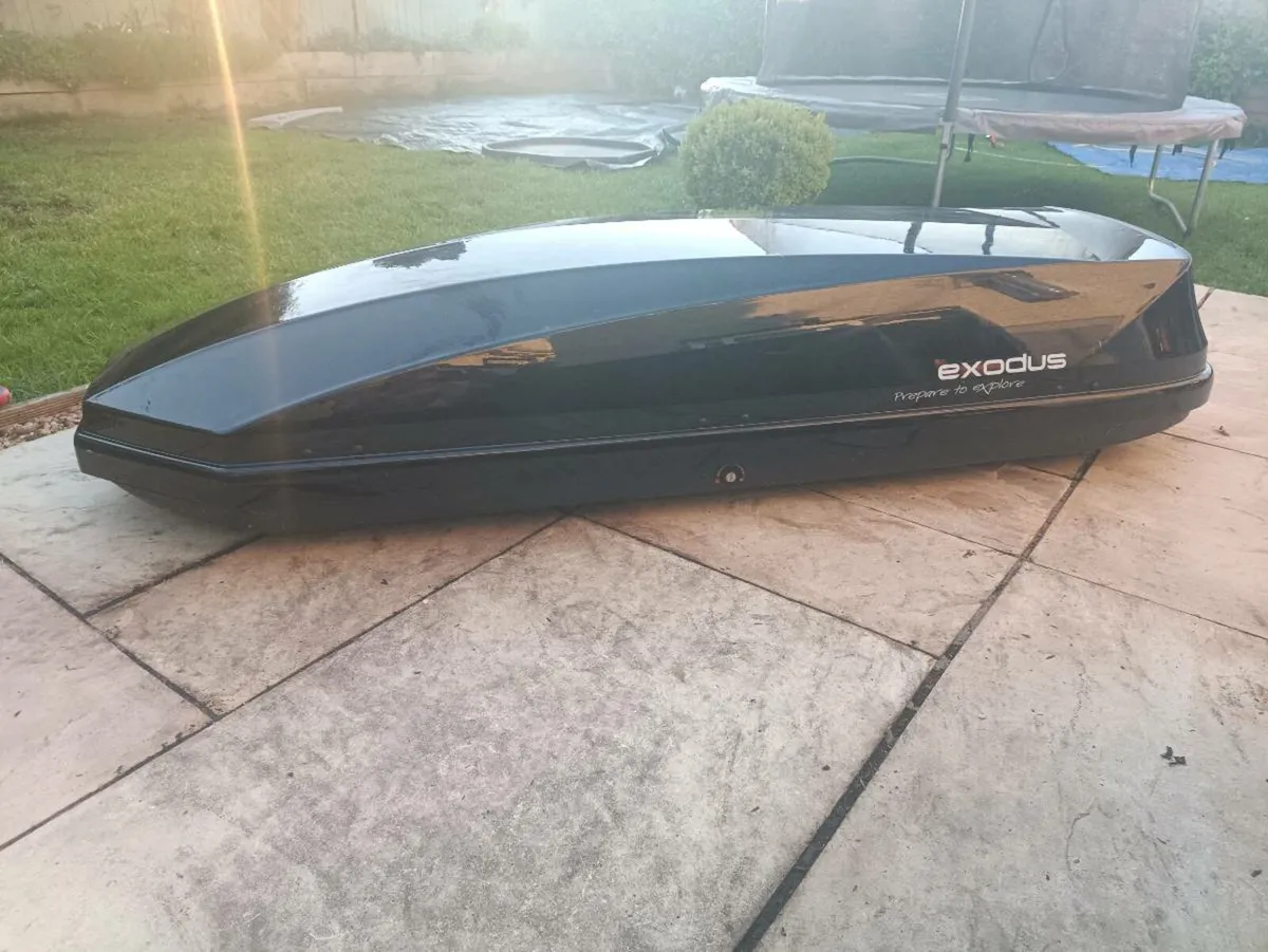 Large Roofbox - Image 1