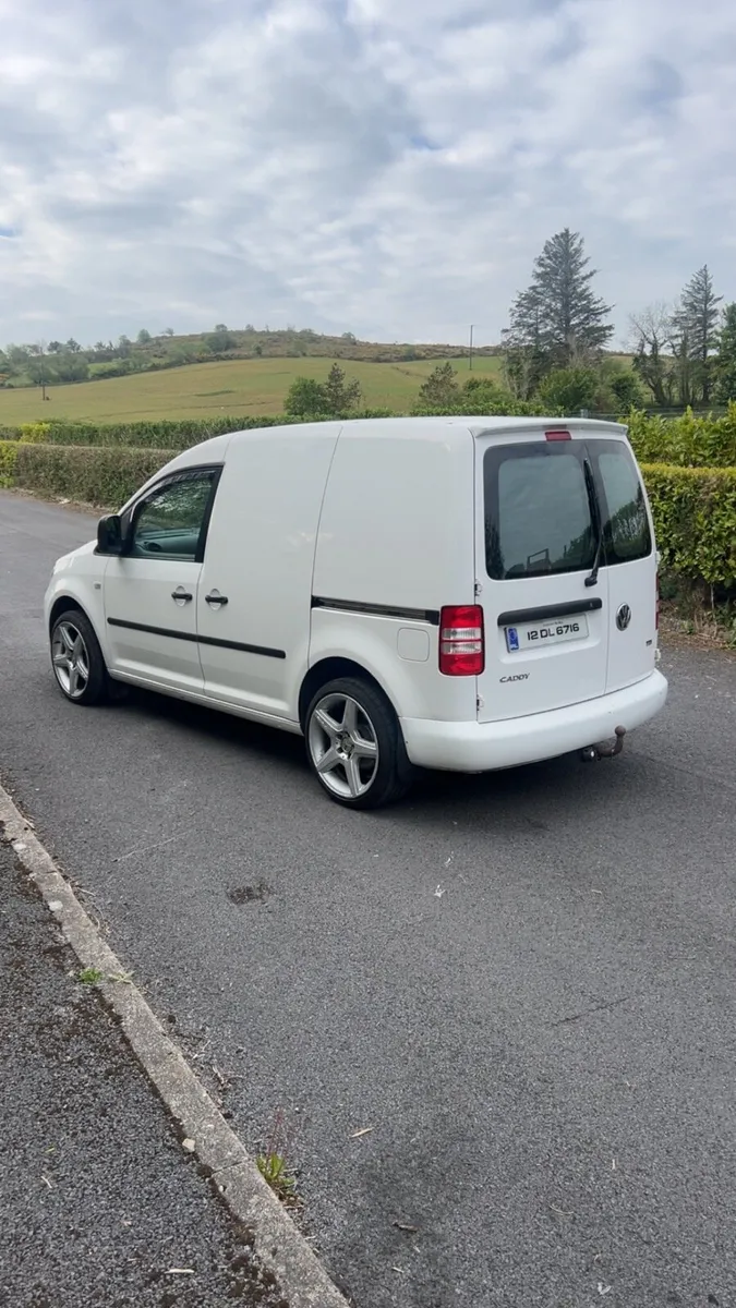 2012 Volkswagen Caddy - Image 1
