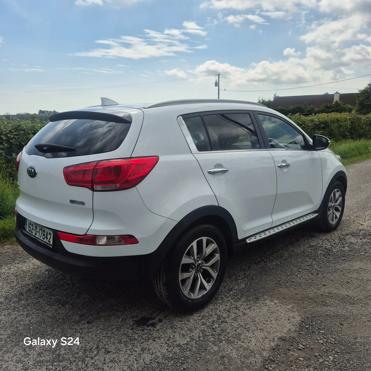 Kia Sportage 1.7 crdi high spec - Image 2