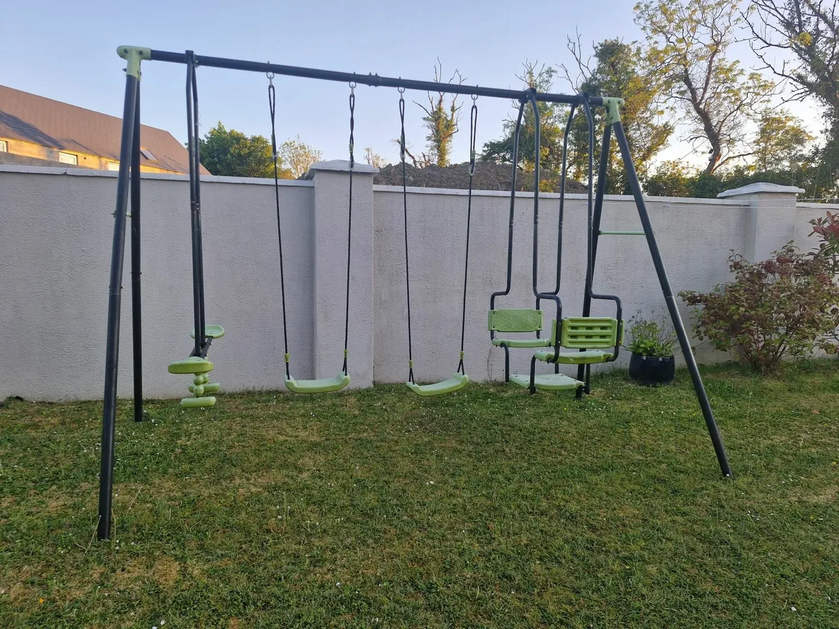 Metal frame swing set