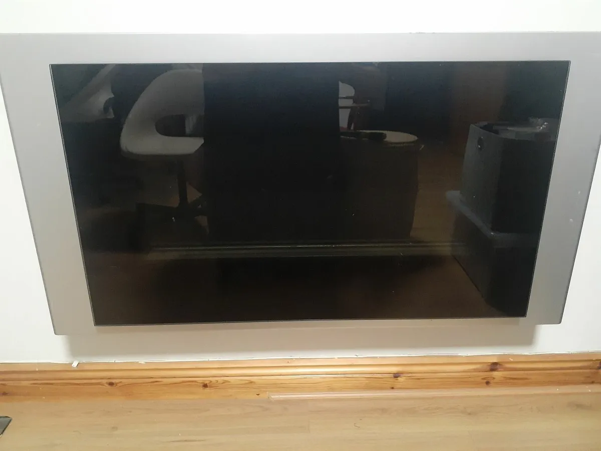 Gas heater - wall mounted - Image 2