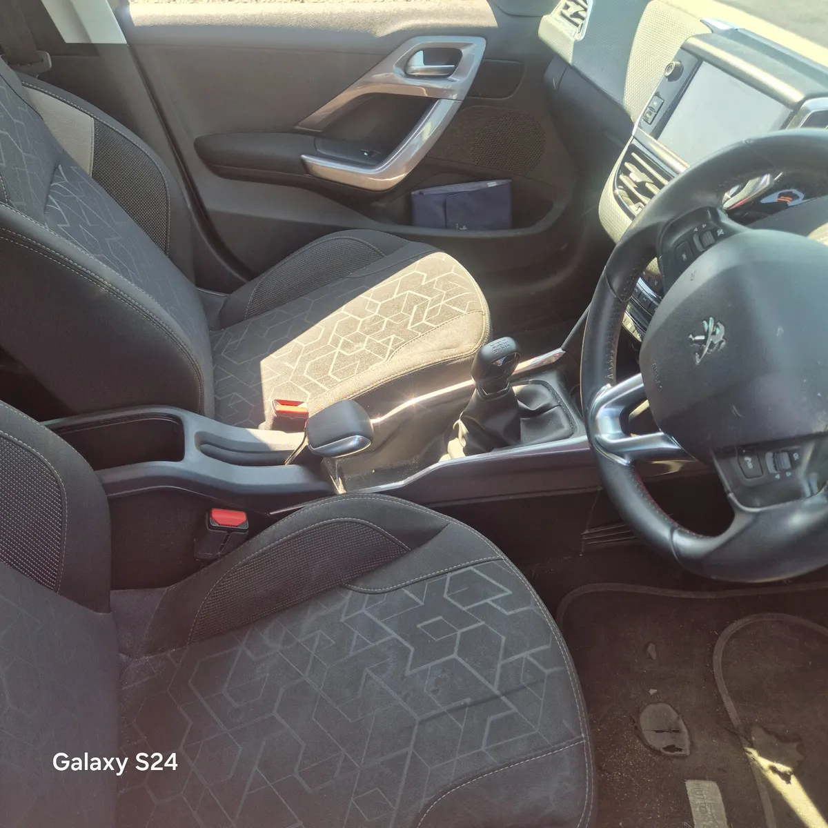 2016 Peugeot 2008 petrol - Image 4