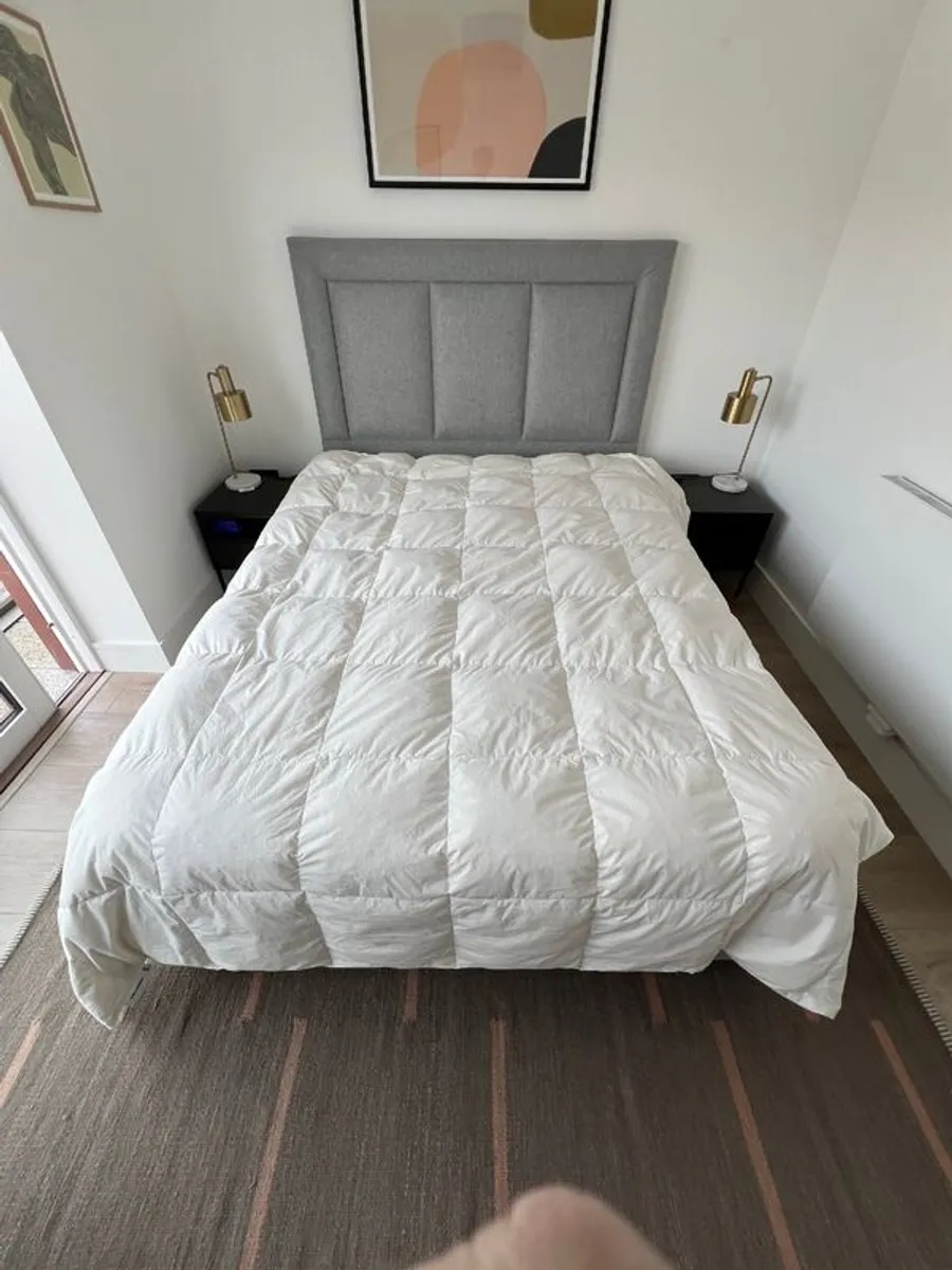 IKEA bedding complete set - barely used! - Image 1