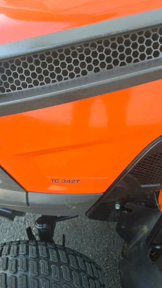 22hp Kawasaki Husqvarna TC342T - Image 4