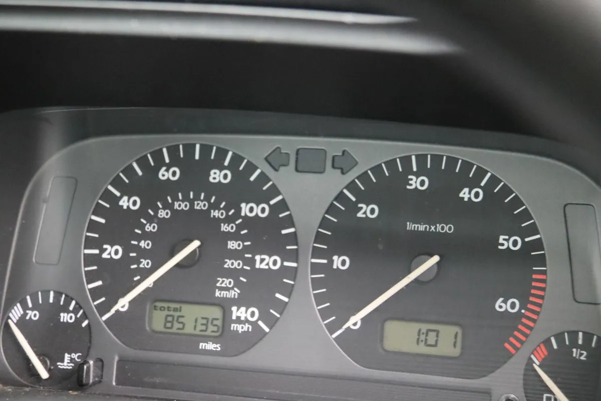 Volkswagen Golf 1996 - Image 3