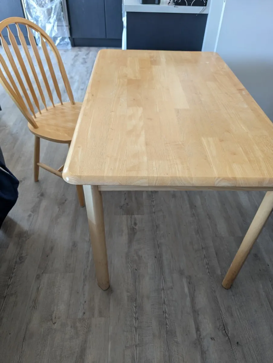 Kitchen table with 4 chairs