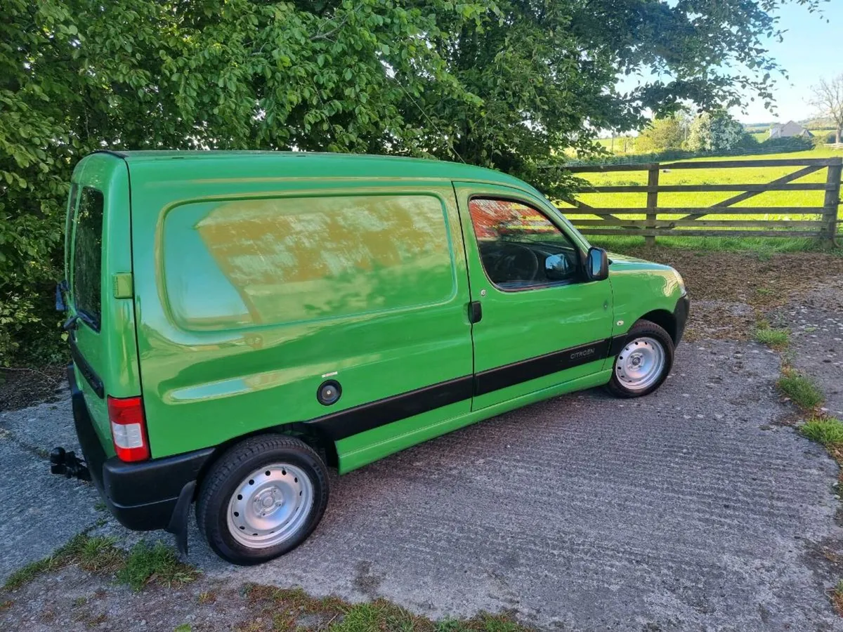 Citreon Berlingo cvrt 11/25. - Image 3