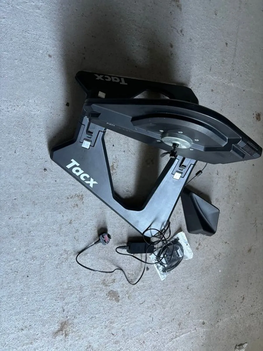 Tacx Neo Turbo Trainer