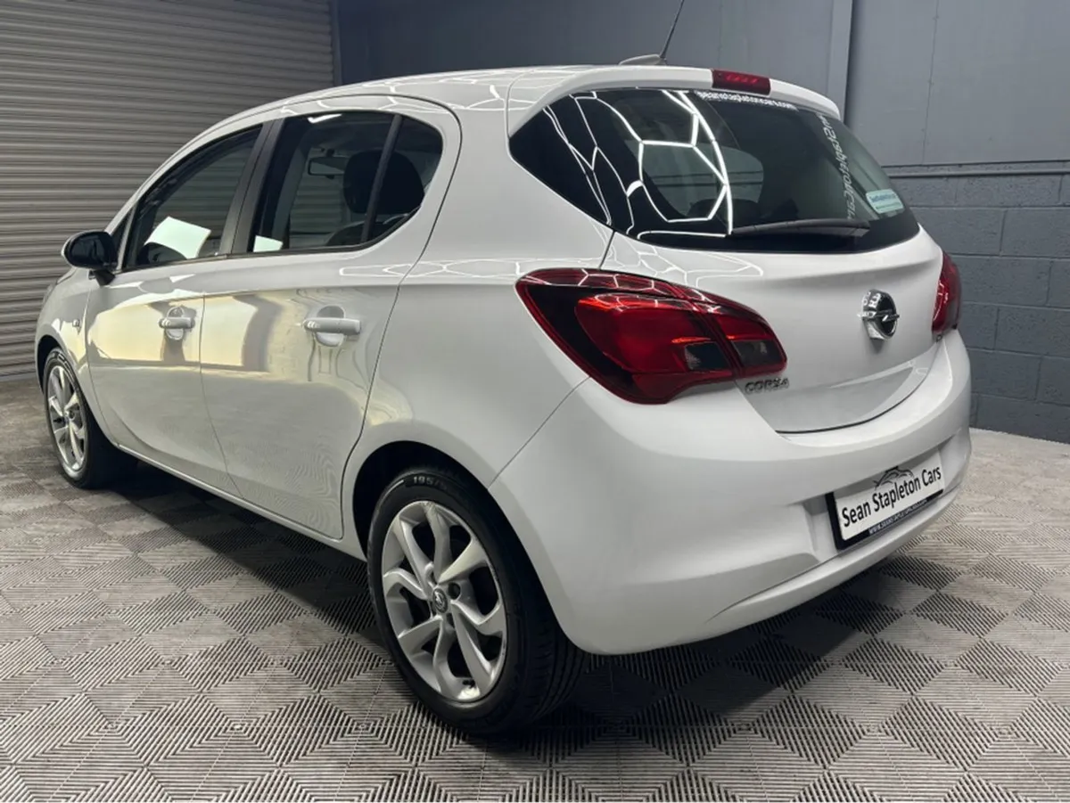 Opel Corsa SC 1.4 I 90ps 5DR - Image 2