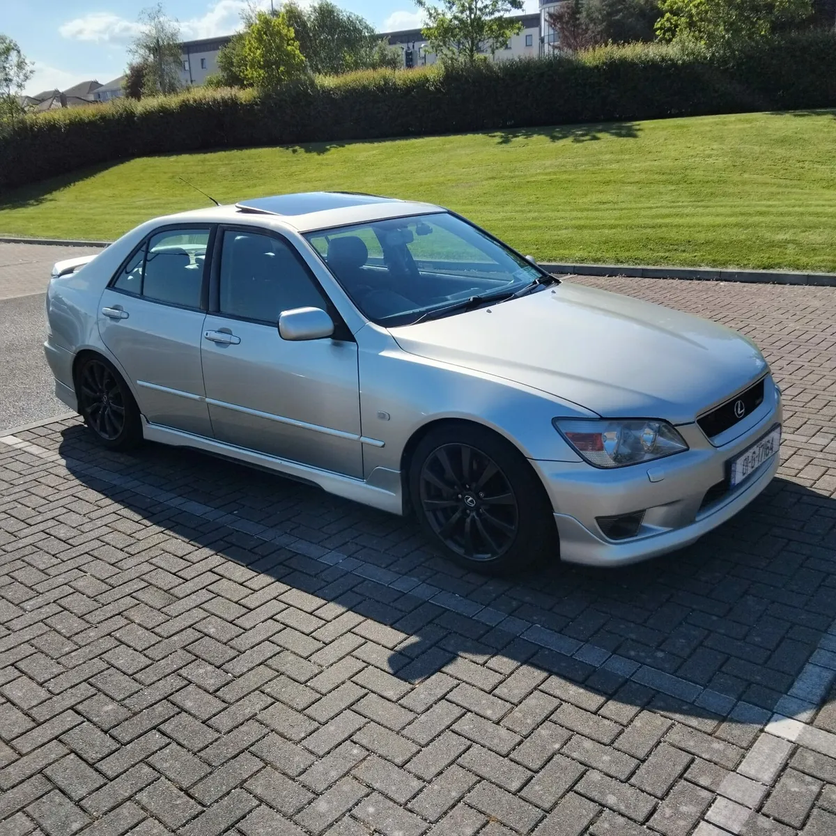 Lexus IS200 Supercharged - Image 3