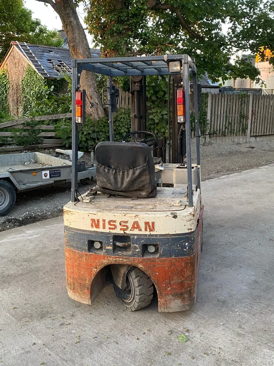 Forklift - Image 2