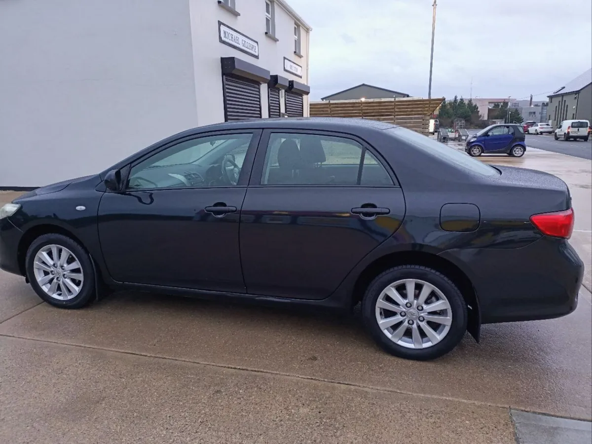 Toyota Corolla - Image 3