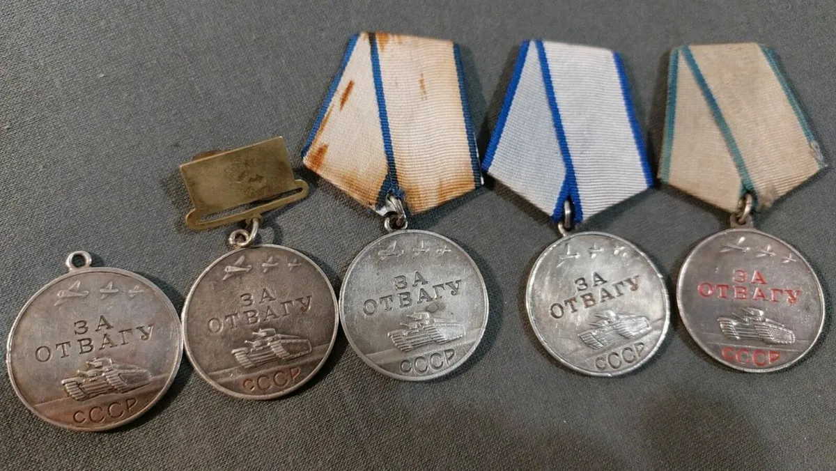 WW2 Soviet Medal For Courage, Bravery - Image 1