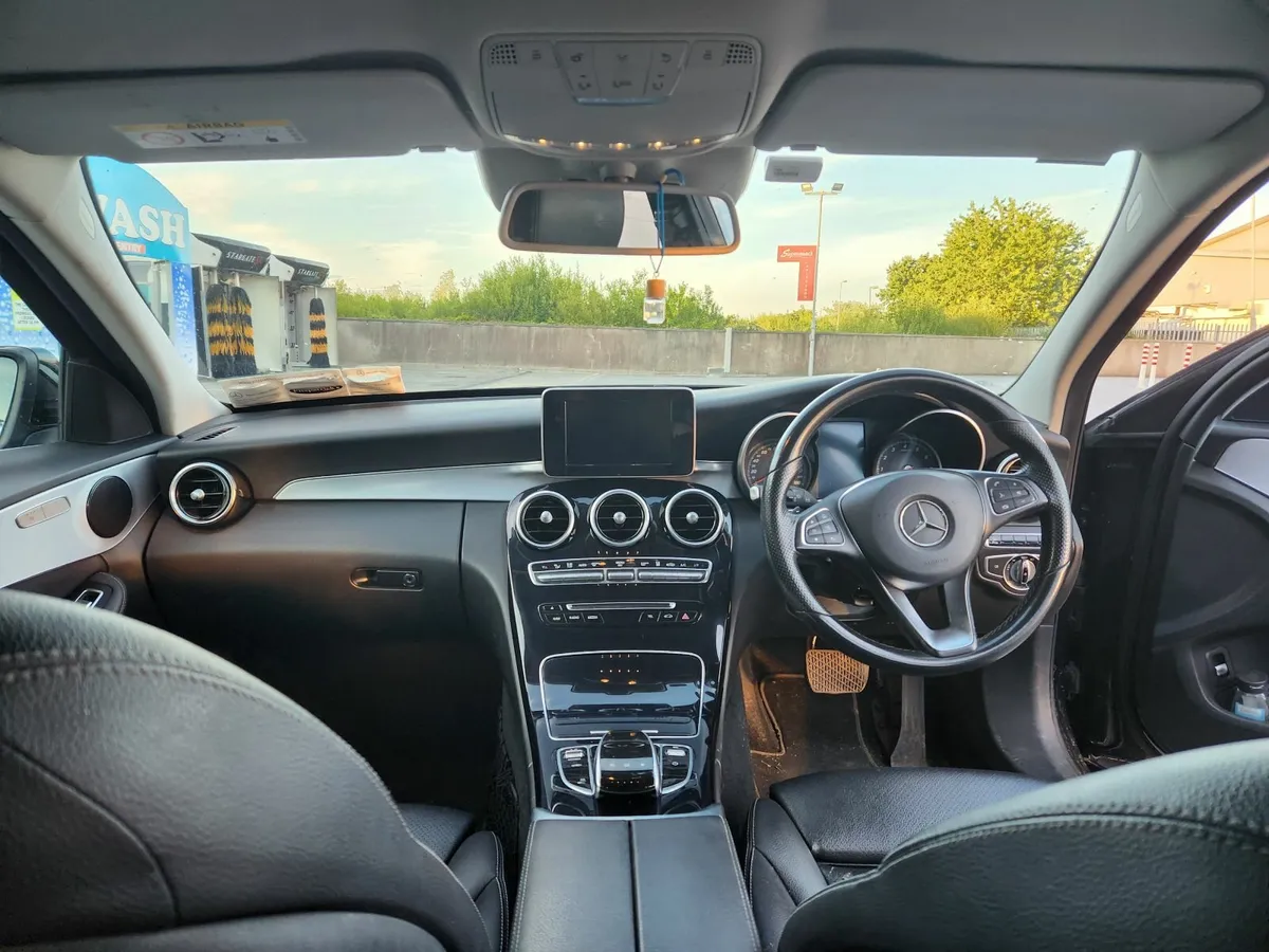 Mercedes-Benz C-Class 2016 - Image 4