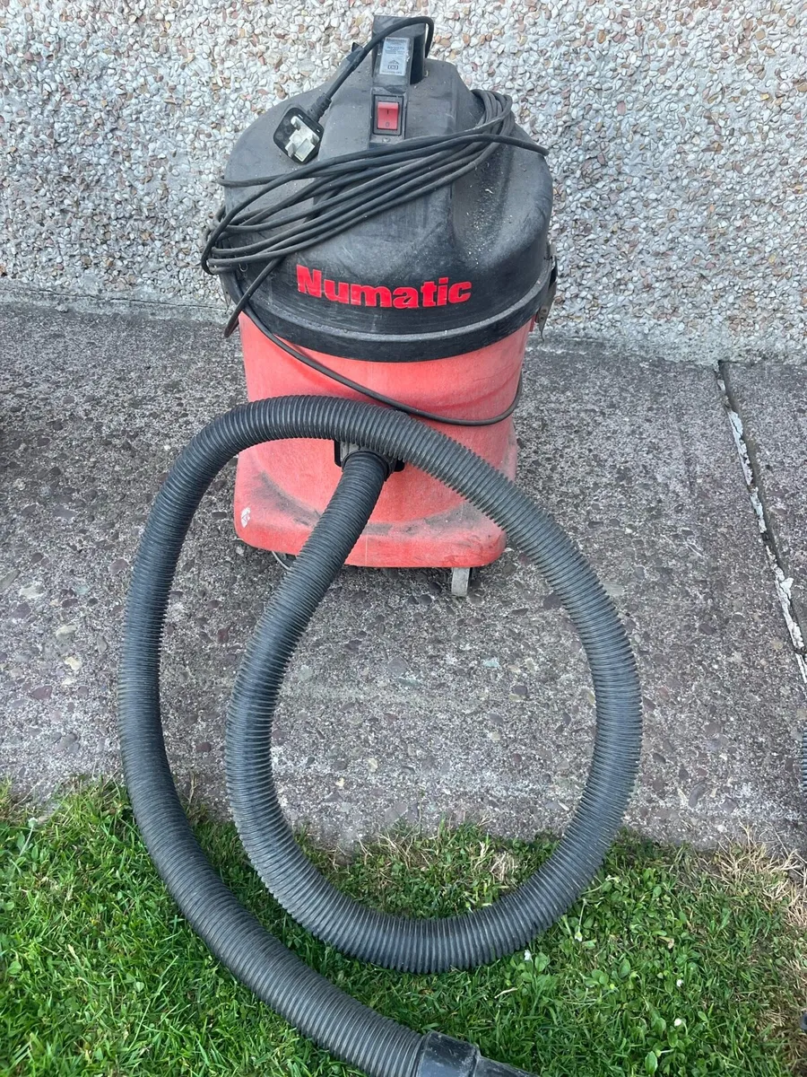 Industrial Vacuum/ Hovers / Numatic - Image 3