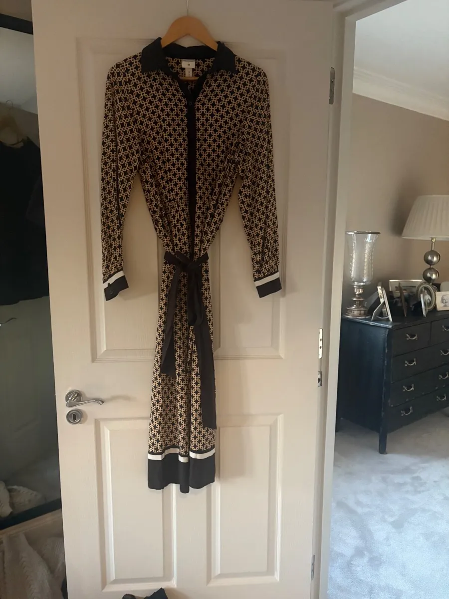 Ladies dress - Image 1