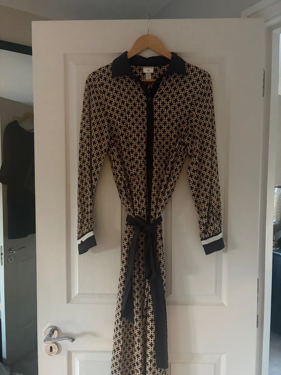 Ladies dress - Image 3