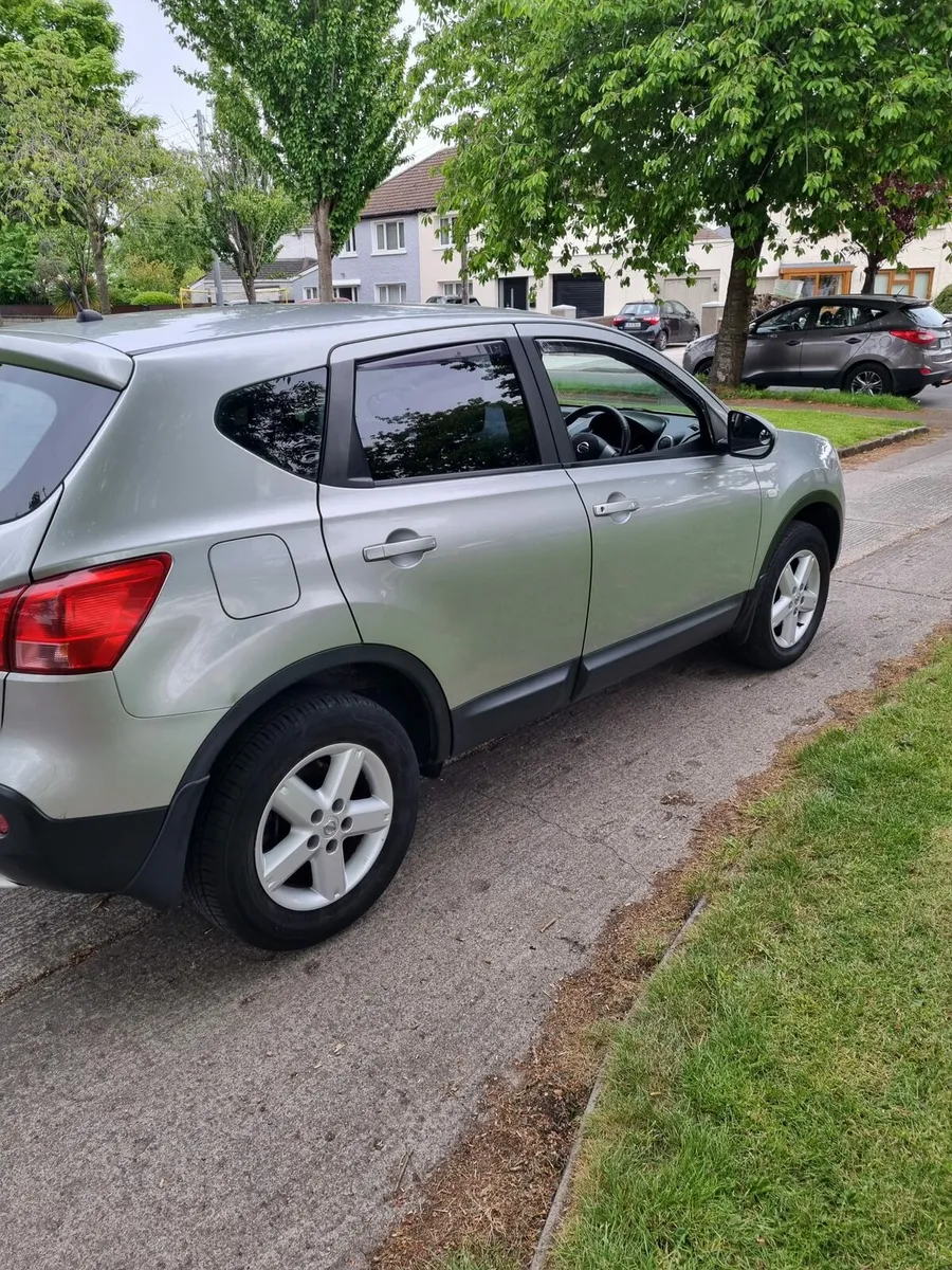 Nissan Qashqai 1.6 petrol - Image 1