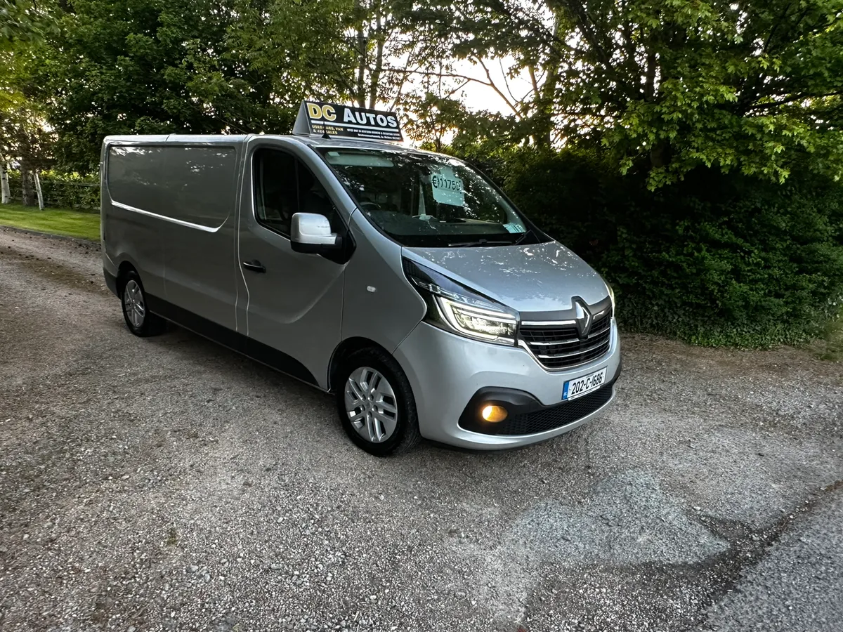 202 RENAULT TRAFFIC LWB SPORTS - Image 3